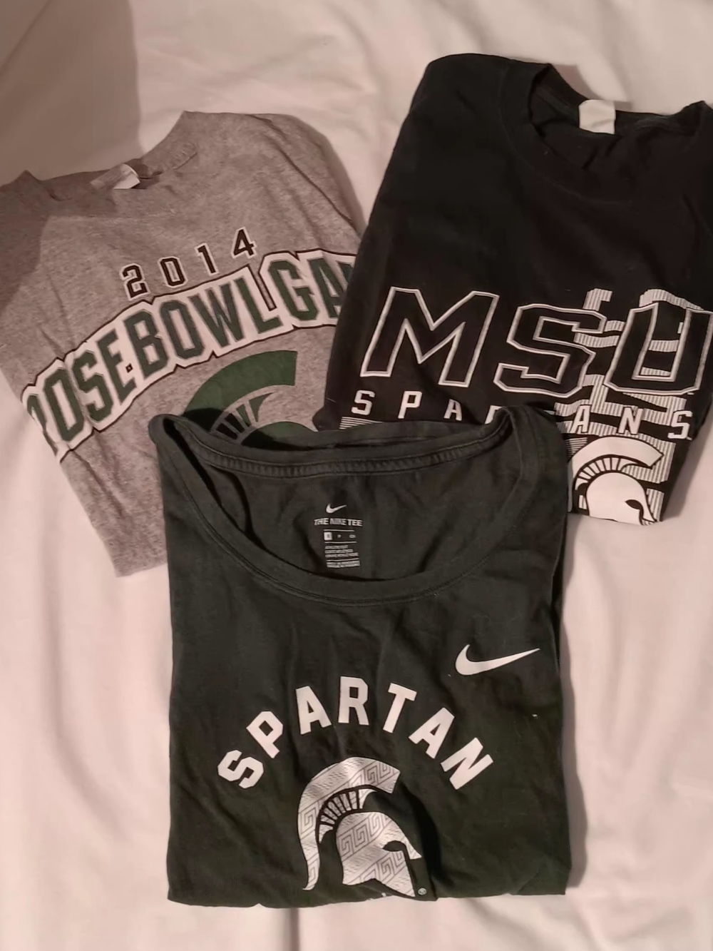 Michigan State Spartans 3 Small T-shirts